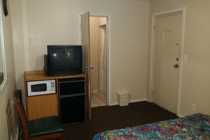 Rosemount Motel