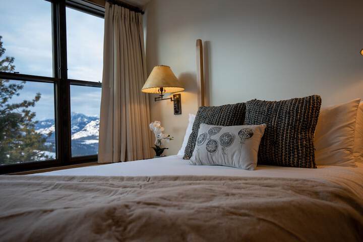 Sun Mountain Lodge