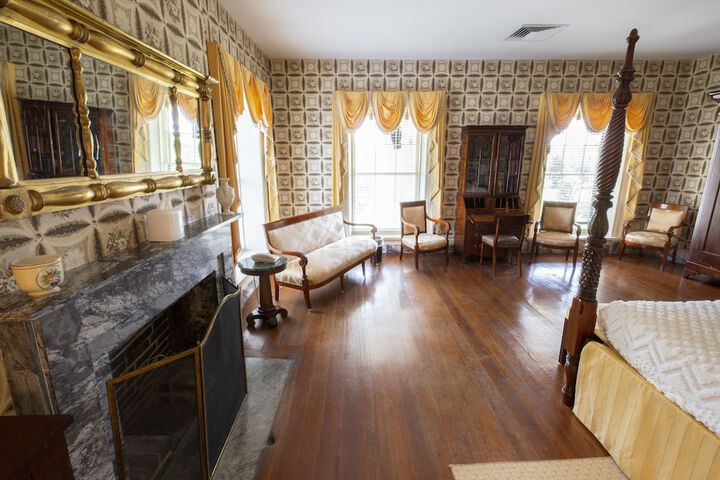Room 17 of 47