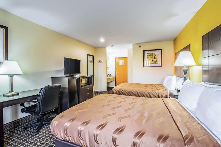 Quality Inn Carbondale University area