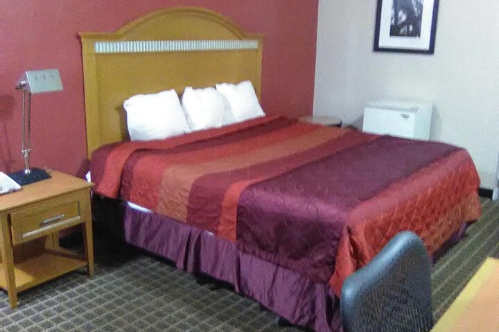 Room 20 of 26
