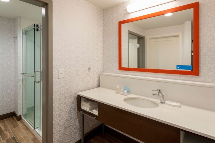 Room 21 of 30
