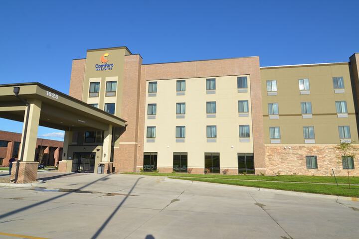 Hotel 5 of 49