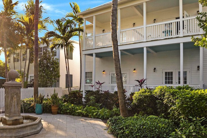 Tranquility Bay Beachfront Hotel and Resort