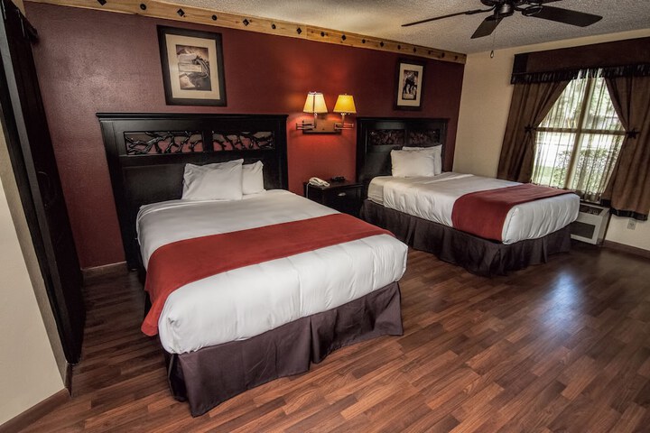 Room 163 of 220