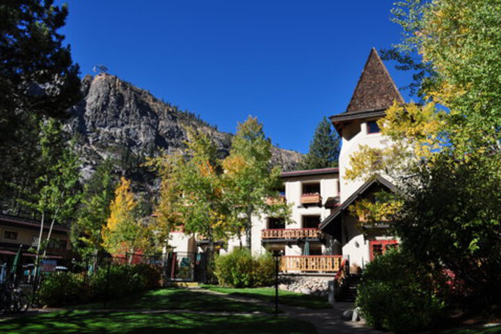 Hotel 4 of 84