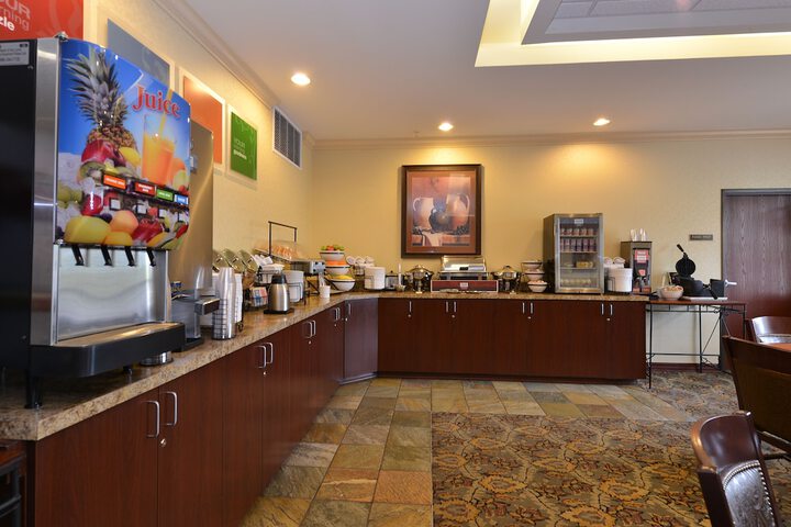 Breakfast/Coffee Service 24 of 28