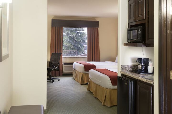 Holiday Inn Express Hotel & Suites Brownsville by IHG