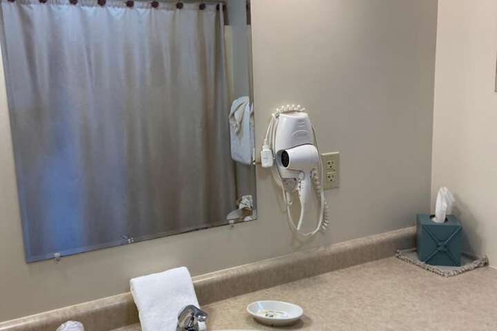 Room 15 of 64