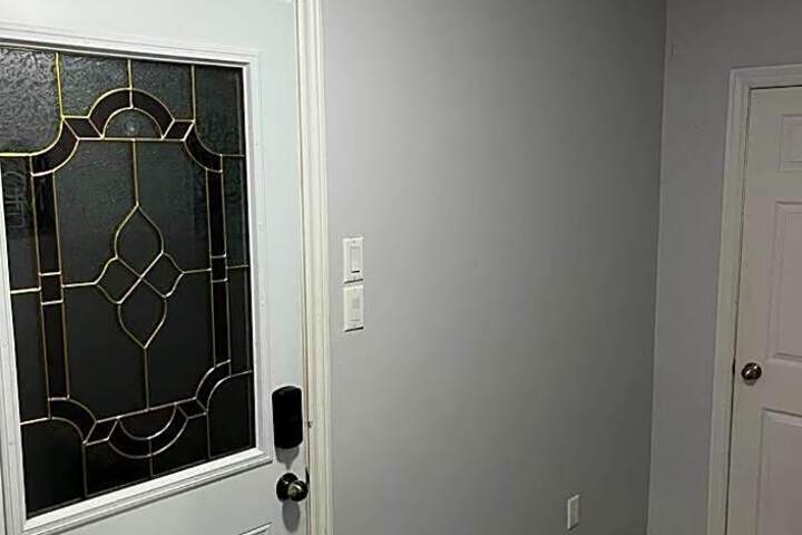 1 bedroom with private entrance