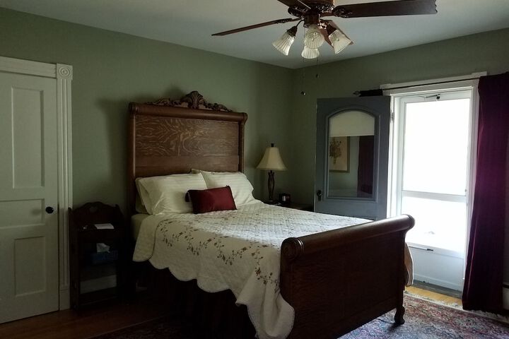 The Fox and the Grapes Bed & Breakfast