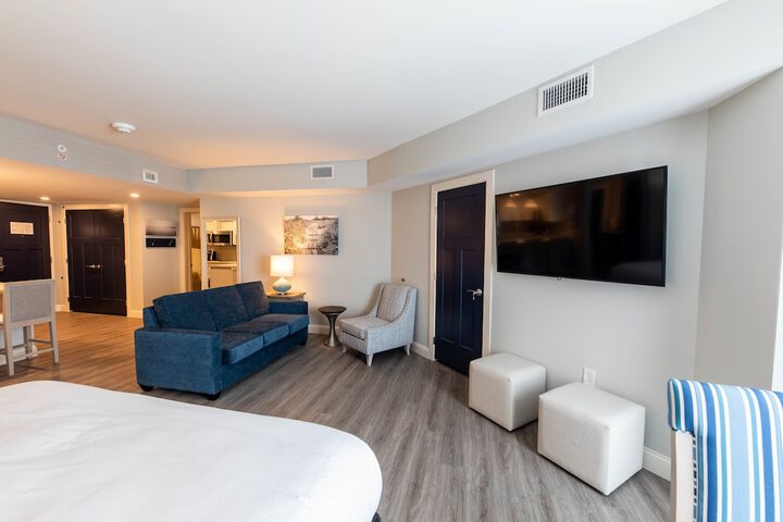 Room 107 of 159