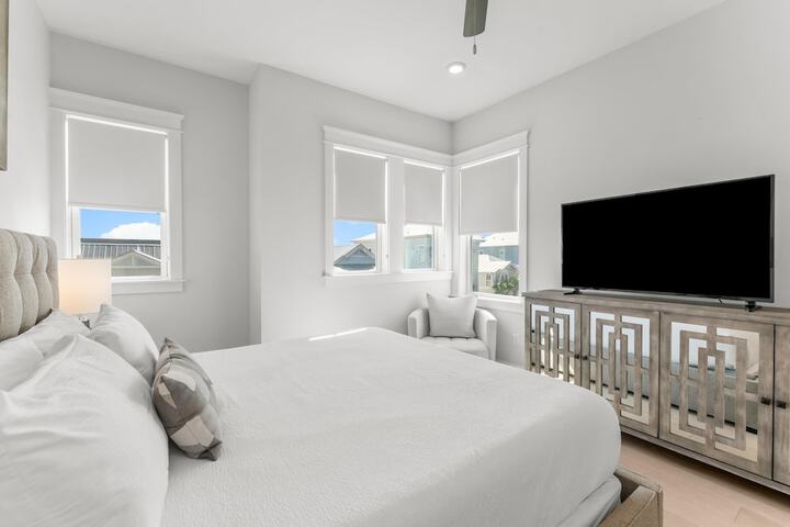 Prominence on 30A by Panhandle Getaways