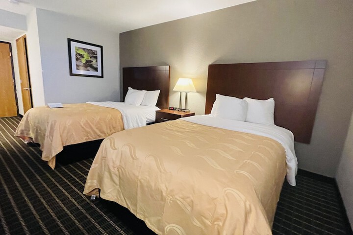 Room 9 of 43