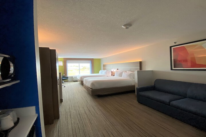 Holiday Inn Express & Suites Somerset Central by IHG
