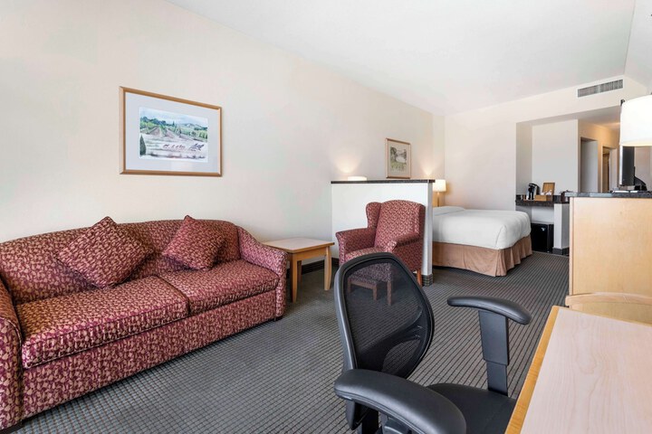 Room 19 of 71