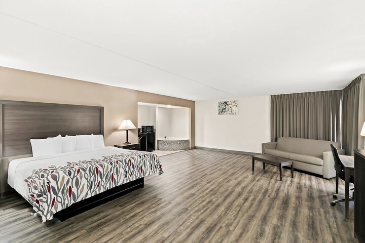 Room 18 of 38