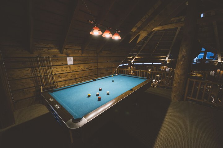 Room 11 of 14