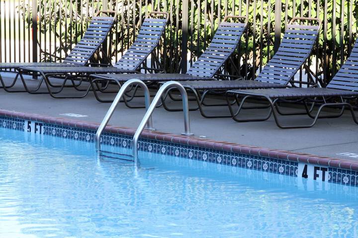 Pool 14 of 99