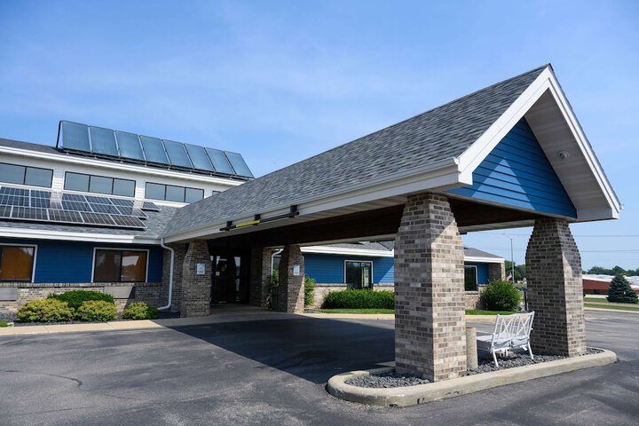 Hotel 4 of 72