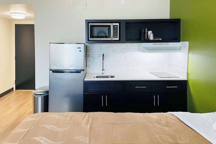 Quality Inn & Suites Lake Charles South