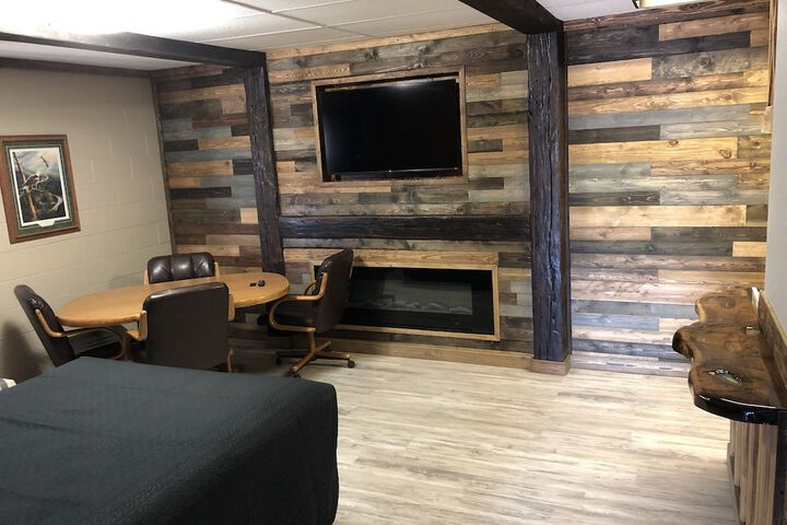 Room 12 of 20