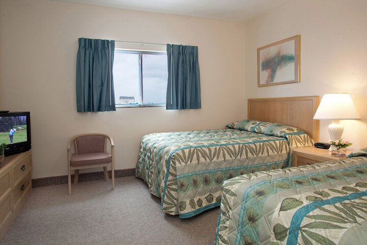 Room 16 of 40