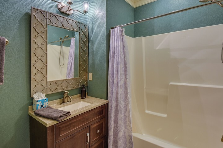 Clayton Resort Getaway w / Pool Access Pickleball!