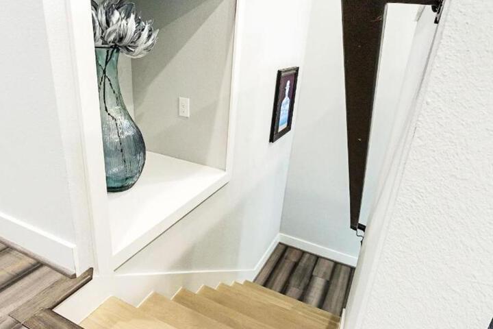 Montrose Guesthouse Suites by Dunyha