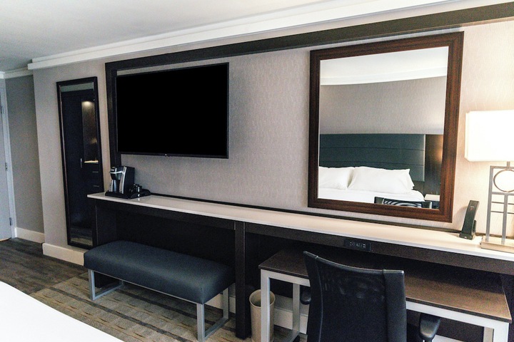 Crowne Plaza Knoxville Downtown University by IHG