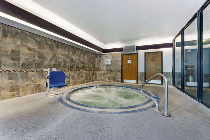 Pool 3 of 38