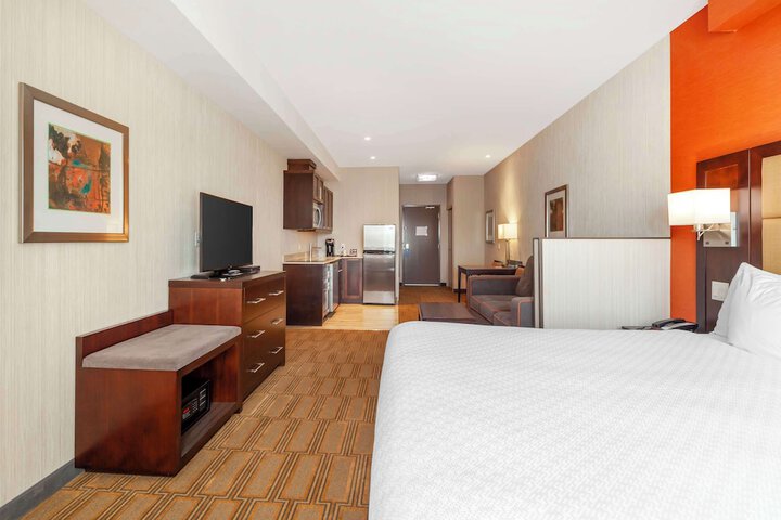 Best Western Plus Chateau Fort St. John