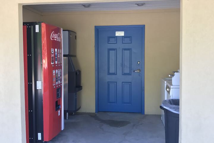 Luxury Inn & Suites Liberty