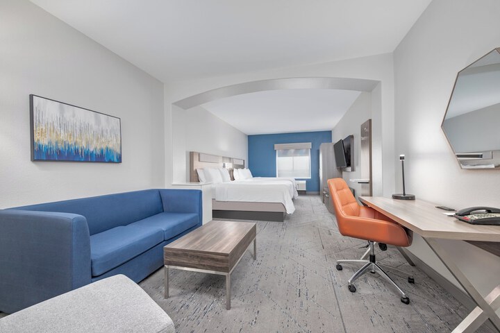 Room 18 of 45