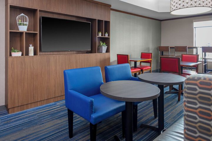Hotel Interior 11 of 58