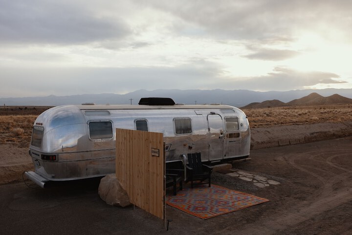 DESERT REEF HOT SPRINGS
