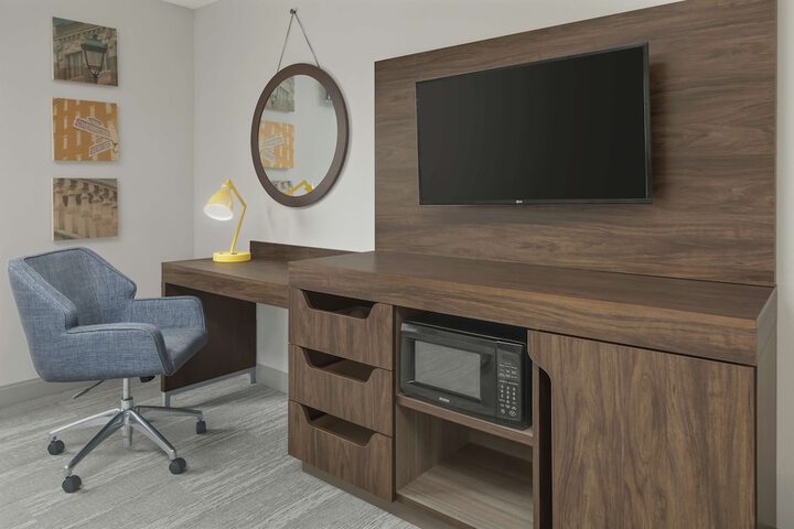 Hampton Inn & Suites Macon I-75 North