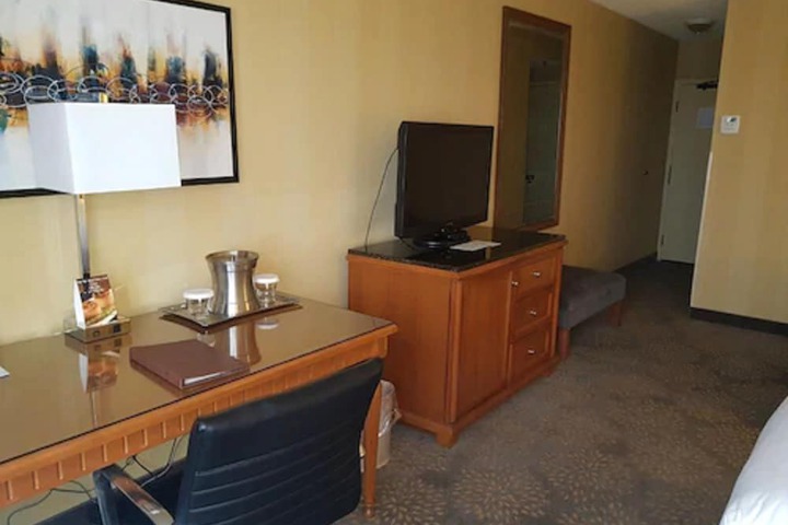 Room 17 of 84