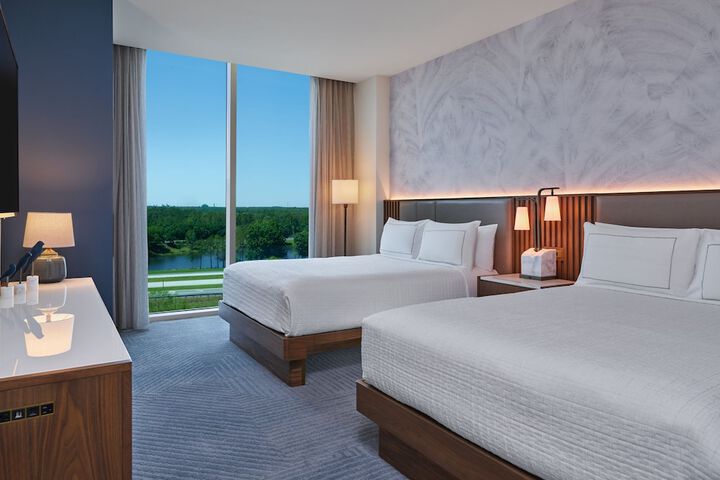 Room 40 of 162