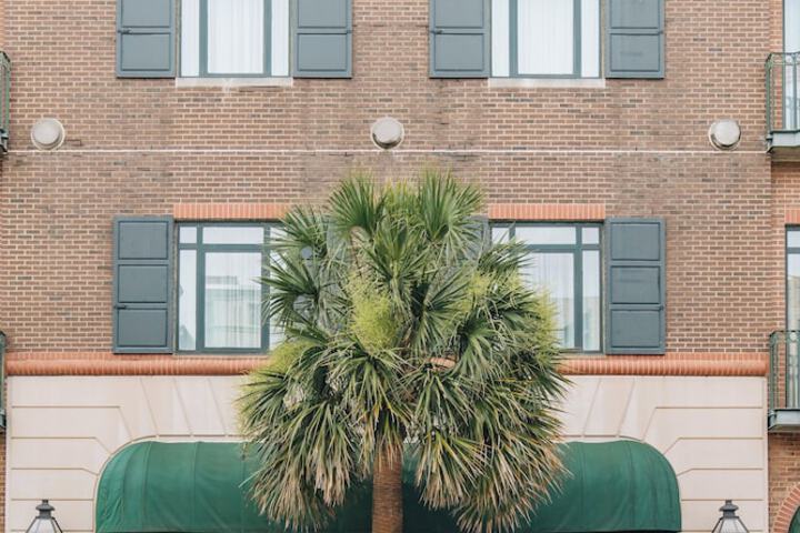 Hotel 8 of 148