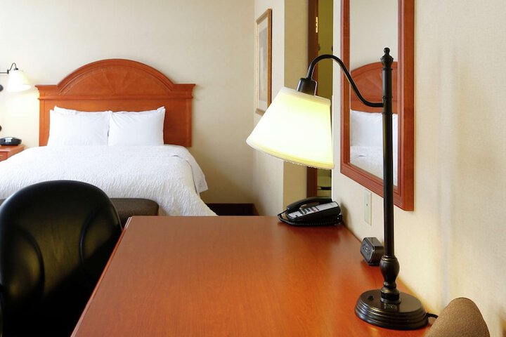 Room 16 of 71