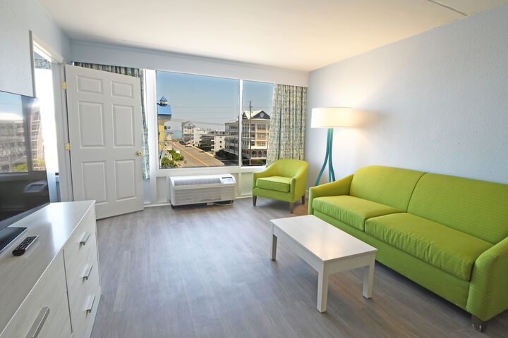 Room 22 of 50