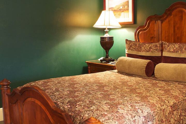 Room 15 of 39