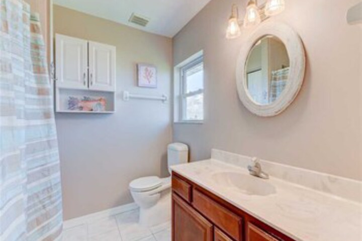 Sea Forever Upper Level 3 Bedrooms, Ocean Views, Sleeps 10