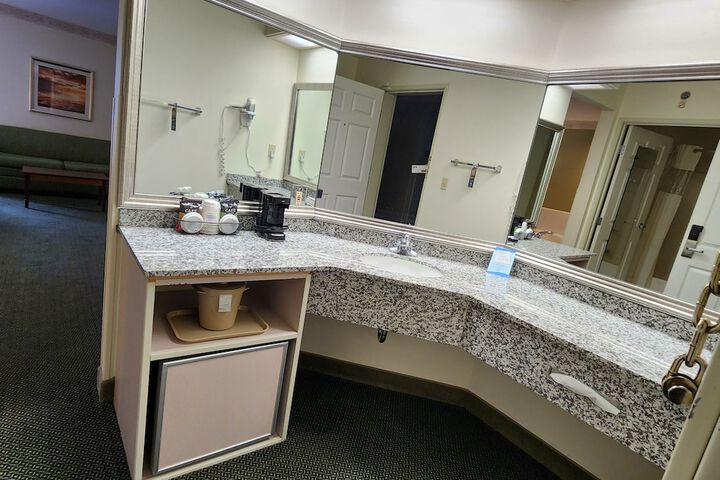 Room 12 of 45
