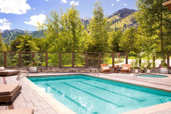 Pool 6 of 83