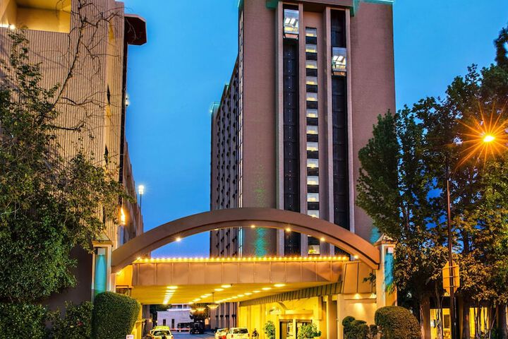 Hotel 2 of 59