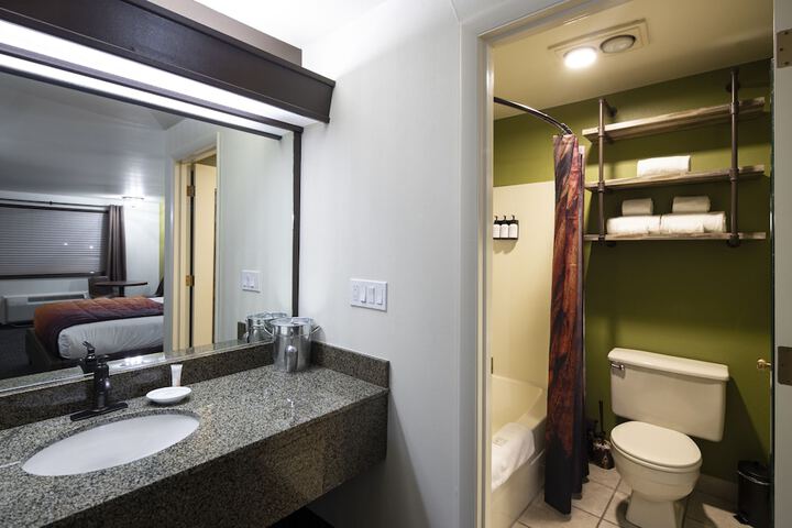 Room 42 of 88