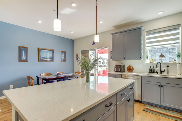 Walk to Dtwn: Waterfront Eastern Shore Townhome!