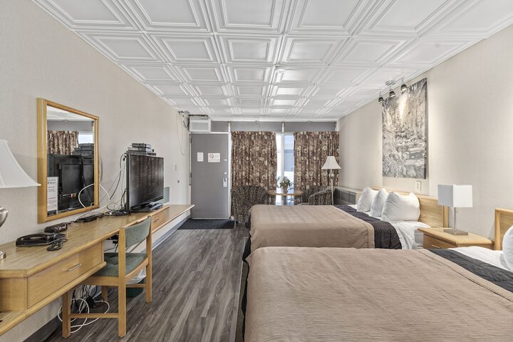 Room 7 of 40